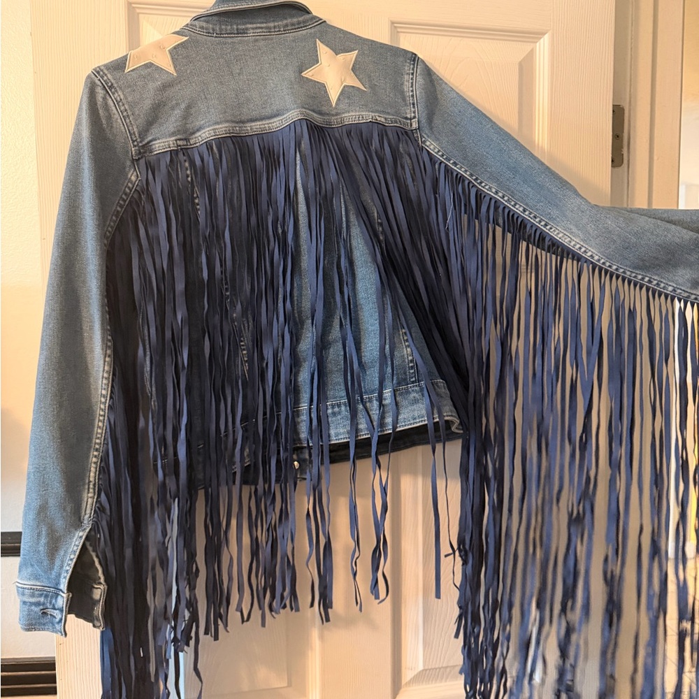 Idyllwind Blue Denim Stars and Fringe Jean Jacket - Picture 6 of 14